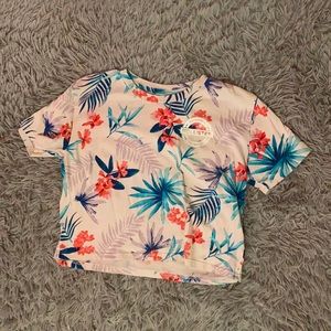 Multicolored Hollister Cropped Shirt. Size Small.